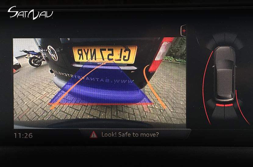 Audi-reversing-camera-q7-4m-003
